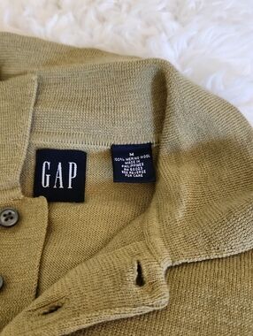 GAP Merino Wool Polo in Olive